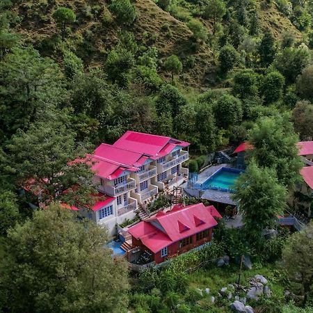 Pax Hotel Rock Villa Swimming Pool Available Далхаузи Екстериор снимка