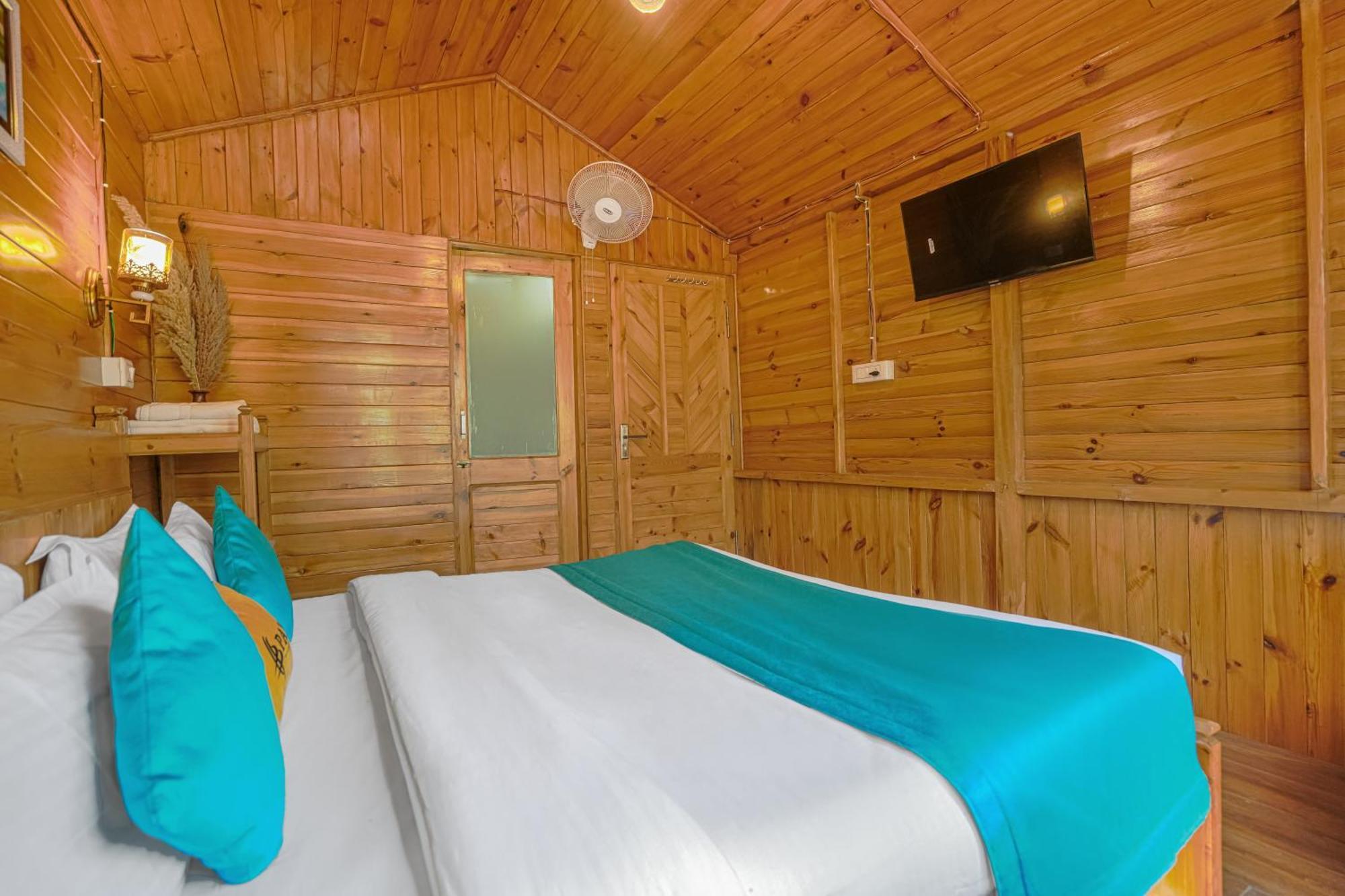 Pax Hotel Rock Villa Swimming Pool Available Далхаузи Екстериор снимка